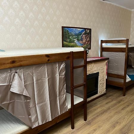 Ararat-Osokorki Hostel Kyjev Exteriér fotografie