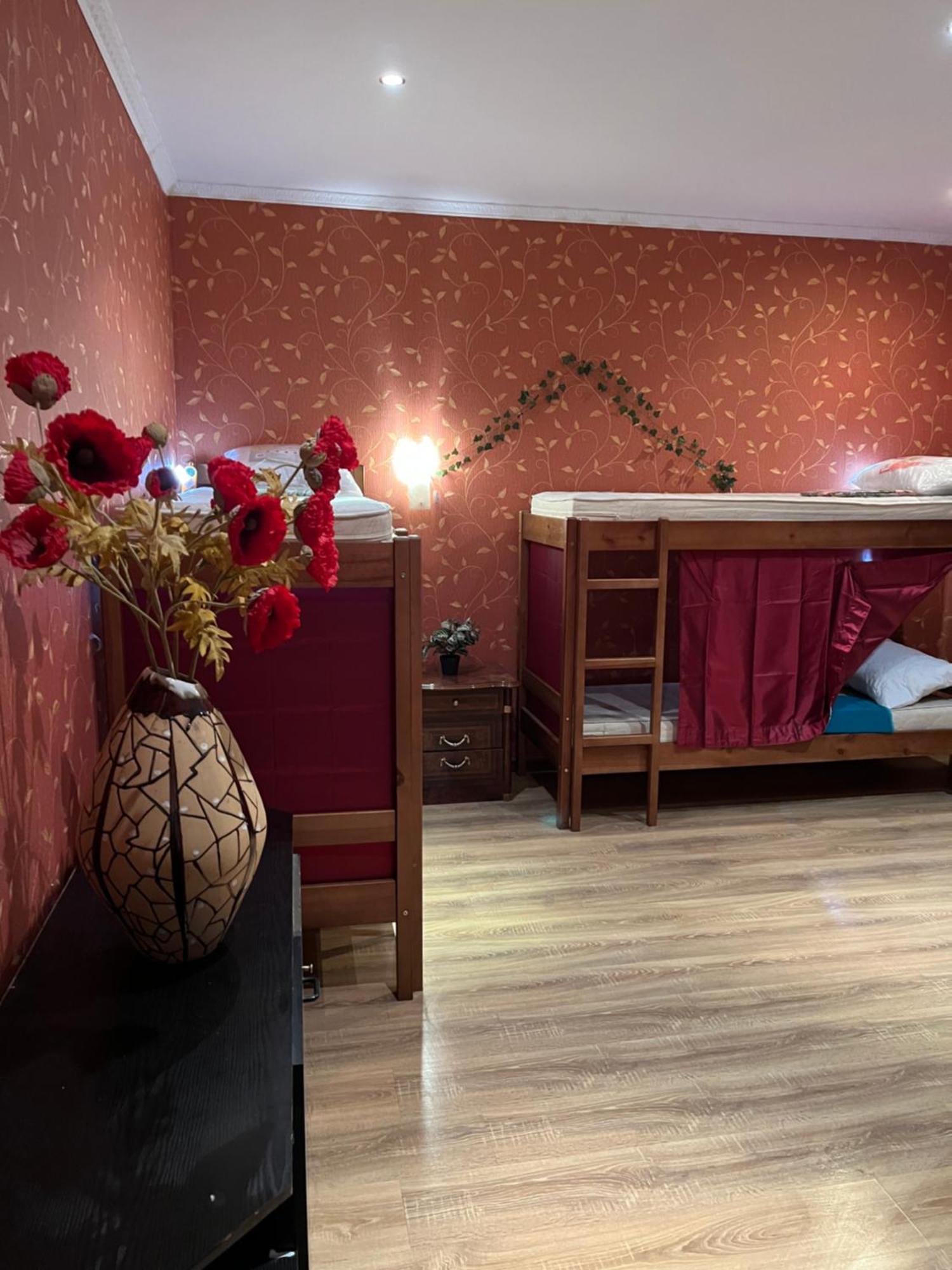 Ararat-Osokorki Hostel Kyjev Exteriér fotografie